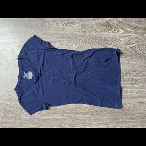 Womens no boundaries tee shirt. Size XS